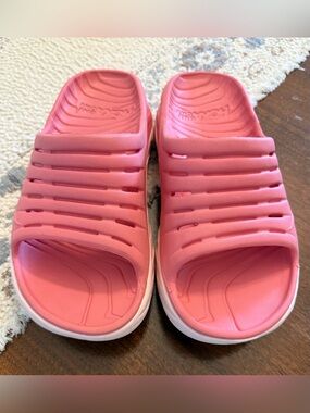 Hoka Pink Slide Sandals
